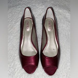 Me too heels women size 7W
